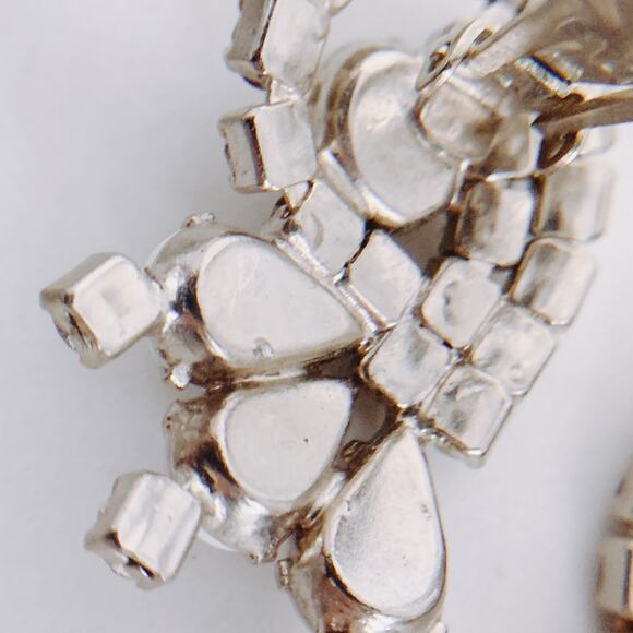 Vintage Mid Century Milk Glass Rhinestone Necklace Earring Set 1950s Jewelry - Picture 13 of 16